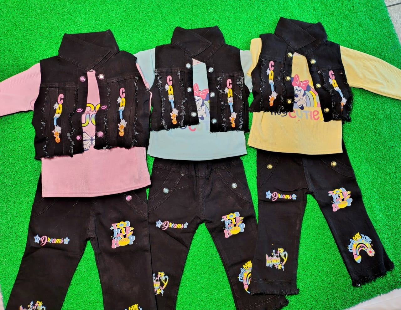 R.m Golden 3 Pcs Set - Image 4